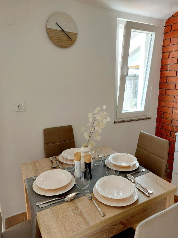 Amari-Zaton Apartment Zaton  Luaran gambar